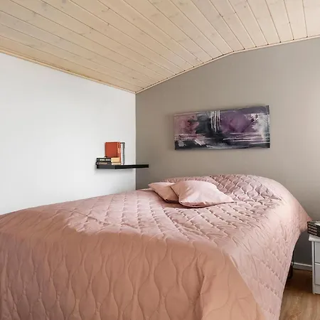 Lovely In Bjert With Kitchen *