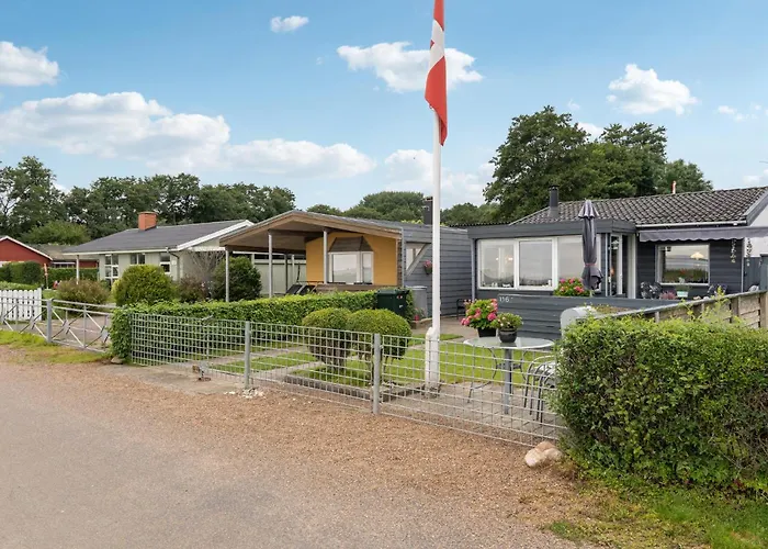 Lovely In Bjert With Kitchen *