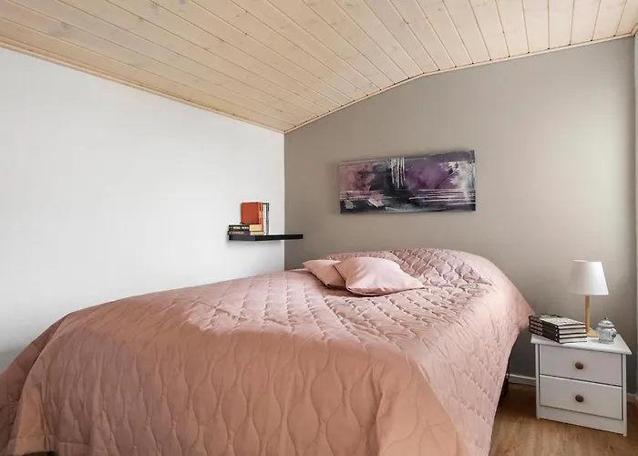 Lovely In Bjert With Kitchen *