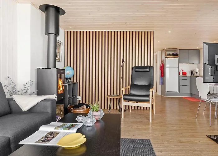 Lovely In Bjert With Kitchen * Binderup Strand